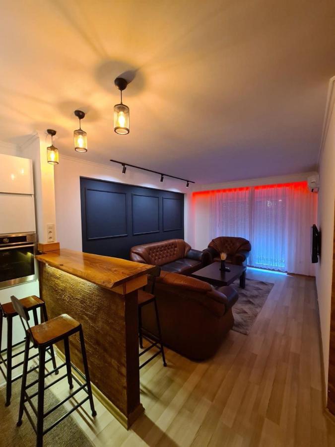 Prishtina Escape Apartments Pristina Buitenkant foto